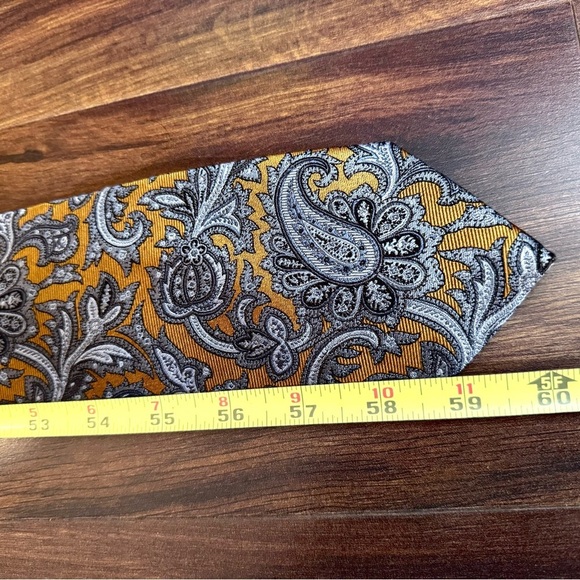Jos. A. Bank Gold and Gray Paisley Silk Tie - Picture 10 of 10
